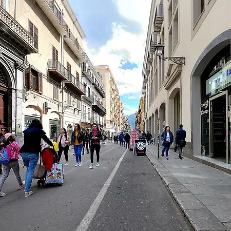 Maqueda331 Apartment